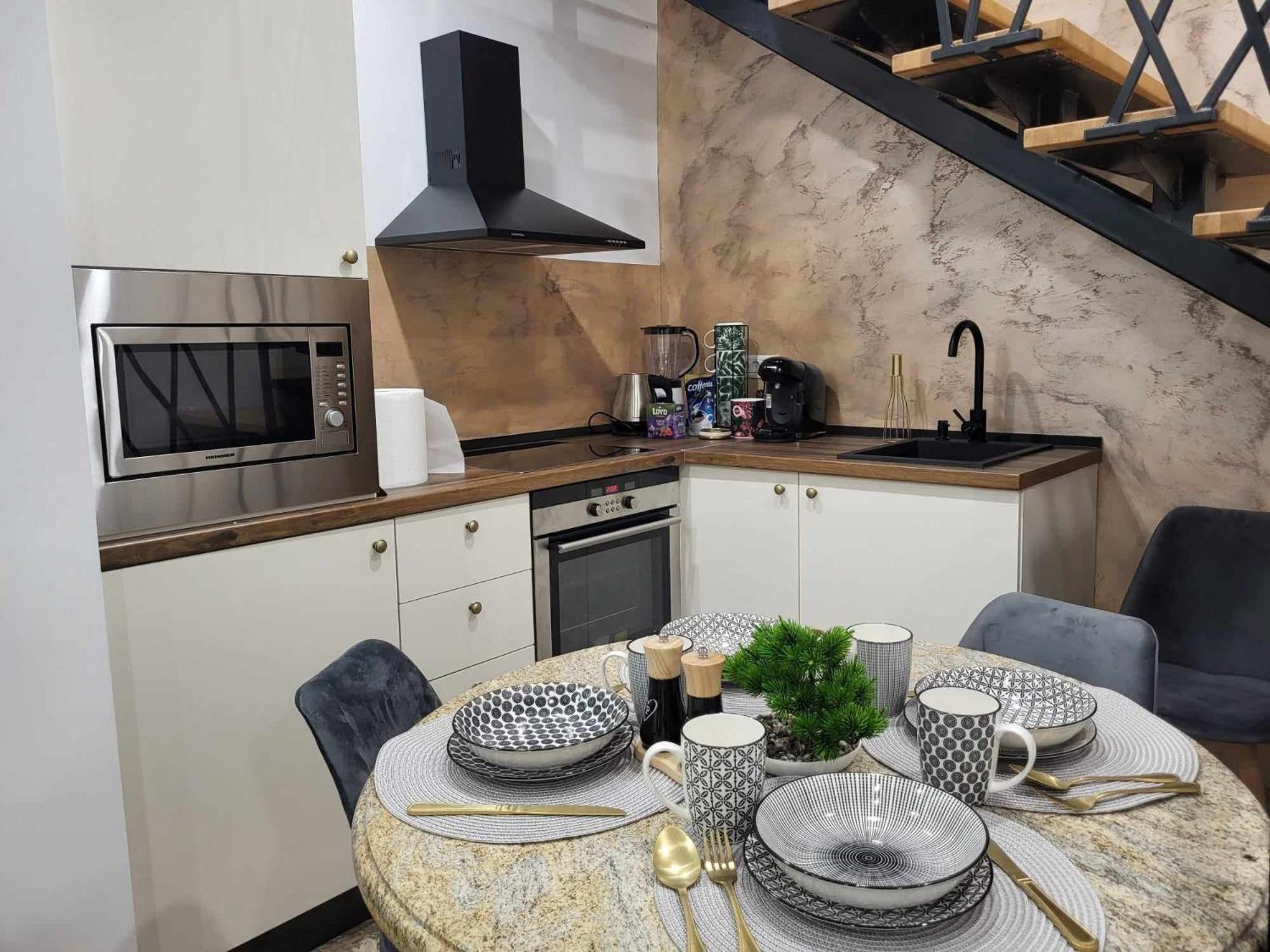 Sika Palladium Garden & Spa Central Apartment Arad Bagian luar foto